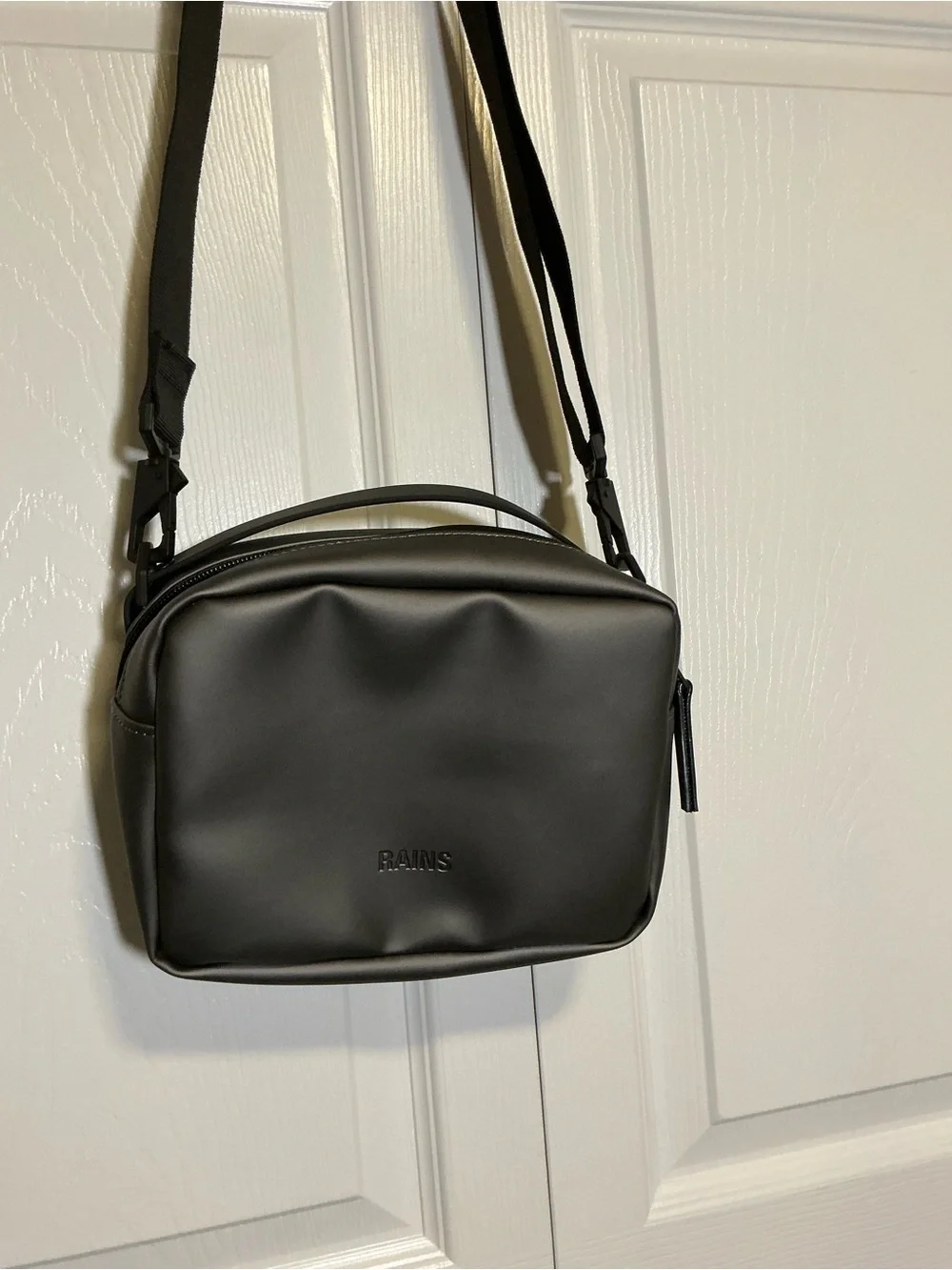 Rains waterproof unisex bag - Picture 5 of 7
